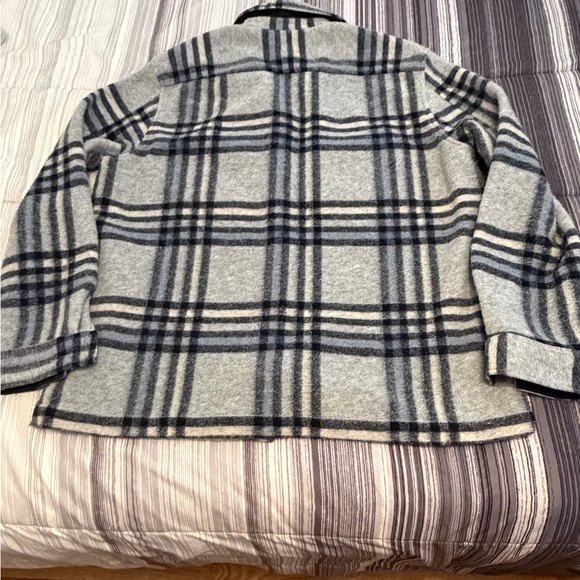 Express Men's Black and Gray Plaid Shirt Jacket - Picture 9 of 9